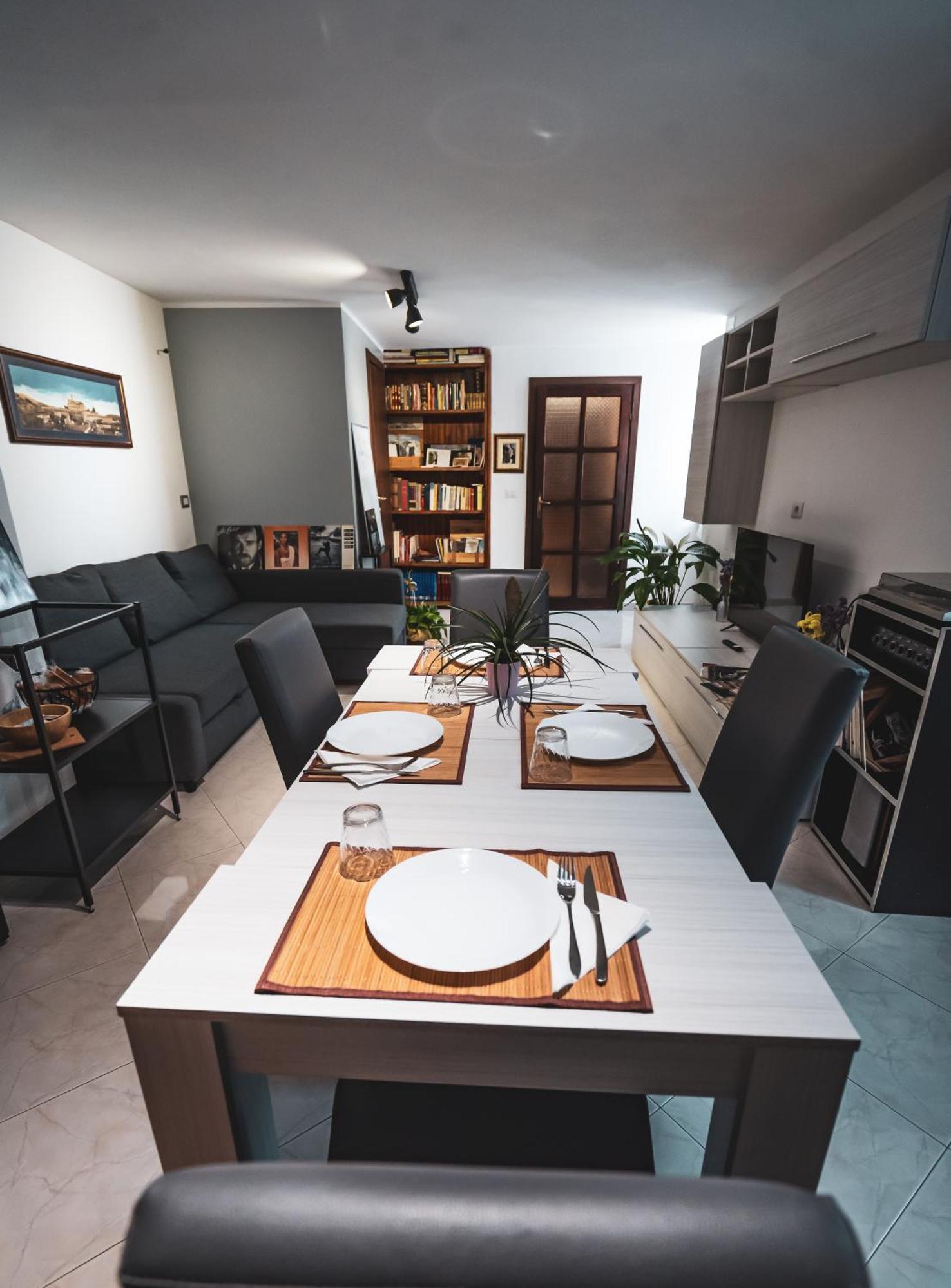 Casina Carina - Intero Appartamento Indipendente Alatri ภายนอก รูปภาพ